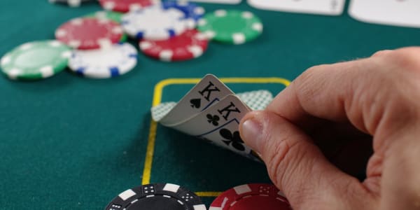 Hướng dẫn chơi Poker để tạo ván thắng