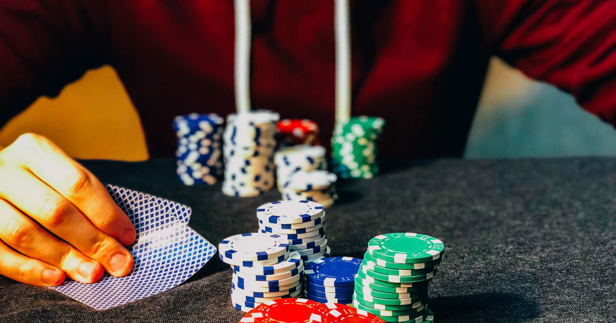 Tricks Được sử dụng bởi Sòng bạc để làm Gamblers Giữ cược