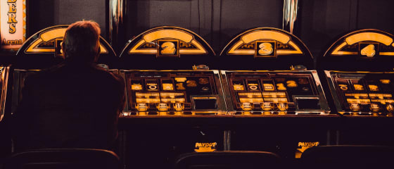 Máy đánh bạc trực tiếp có phải là tương lai của sòng bạc trực tuyến không?